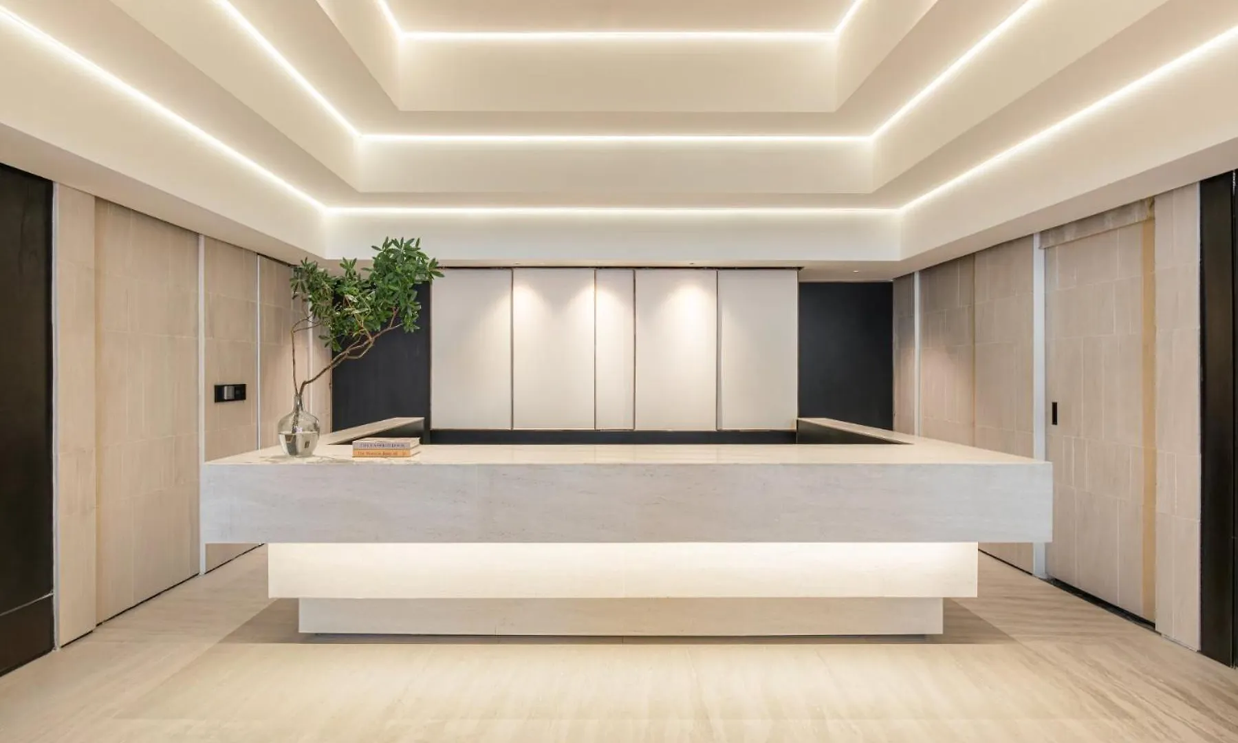 M Village Nguyen Kiem - Cosmo Airport Hotel Ho Chi Minh City 3*,